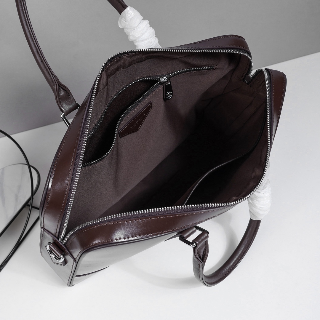 モンブラン ブリーフケース 偽物 2026新作 定番モデル 高再現度 正確な刻印 上質感仕上げ 高級感演出 安心サイト 追跡可能_6