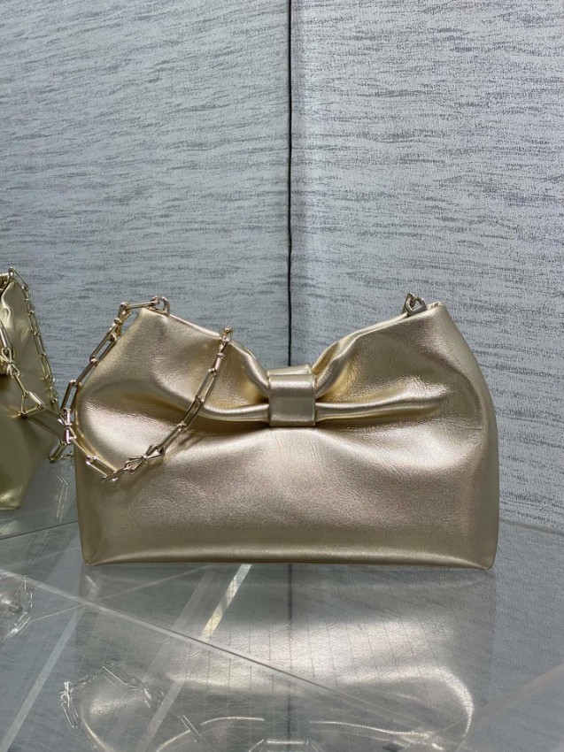 ディオール ボウデザイン チェーンバッグ 2026新作 本革使用 高再現度 精密ディテール 丁寧な縫製 上質感 安心取引 発送保証 コピー_3