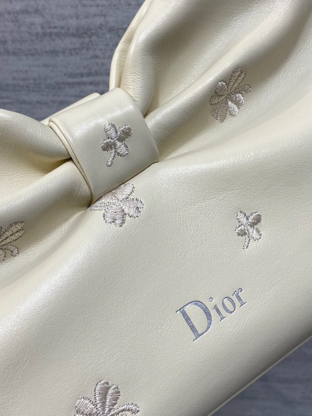 ディオール リボンモチーフチェーンバッグ 2026新作 アイボリー刺繍 定番モデル 高再現度偽物 高品質本革使用 安心サイト 精密ディテール 数量限定入荷_6