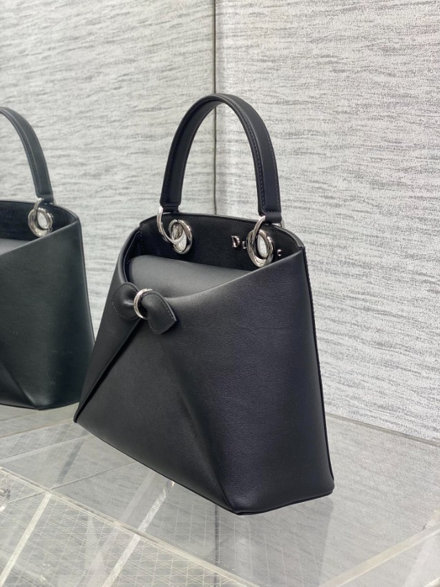 ディオール リボンモチーフ2WAYトートバッグ 2026新作 ブラック 定番モデル 高再現度格安 高品質本革使用 安心サイト 精密ディテール 即納対応_4