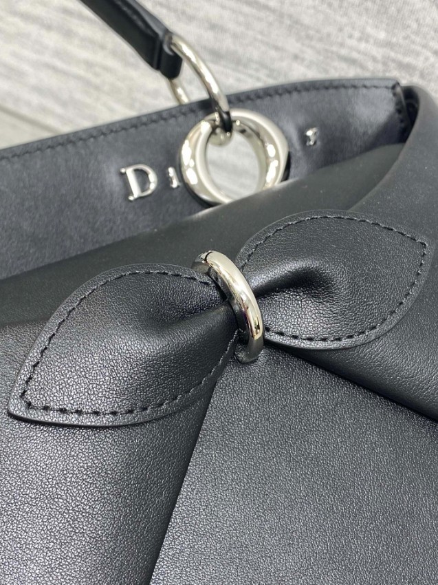 ディオール リボンモチーフ2WAYトートバッグ 2026新作 ブラック 定番モデル 高再現度格安 高品質本革使用 安心サイト 精密ディテール 即納対応_8