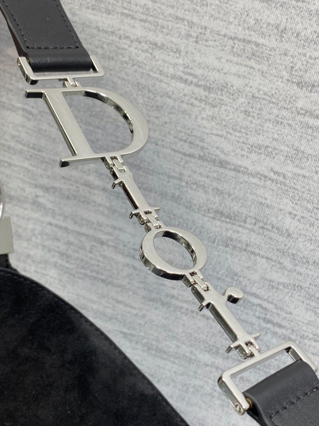 ディオール スエード調ショルダーバッグ 2026新作 ブラック 定番モデル 高再現度n級 高品質本革使用 精密ディテール 安心取引_8