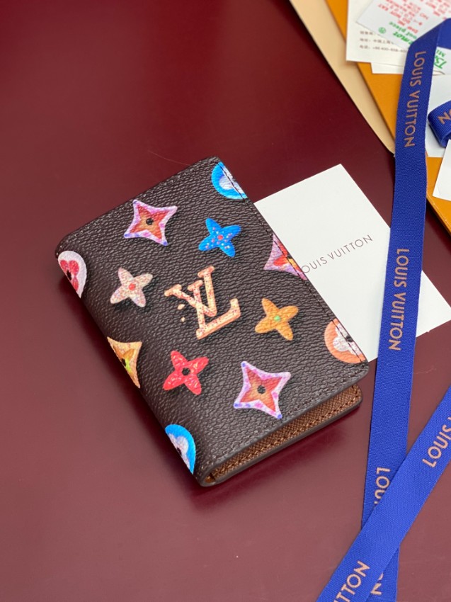 ルイ・ヴィトン 2026新作 定番配色 高再現度 スーパーコピー 優良サイト マルチカラー パスポートケース 正確な刻印 精密ディテール 高品質本革使用_3