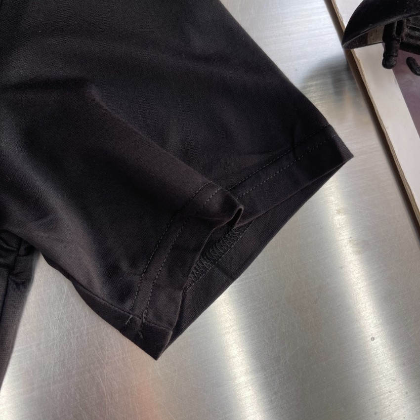 プラダ ナイロンポケット ポロシャツ スーパーコピー 2026新作 通気 快適な着心地 高評価 安心サイト 実店舗運営 発送保証 精密ディテール_7