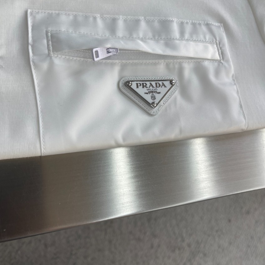 プラダ ナイロンポケット ポロシャツ コピー 2026新作 通気 快適な着心地 高評価 安心サイト 実店舗運営 発送保証 精密ディテール_6