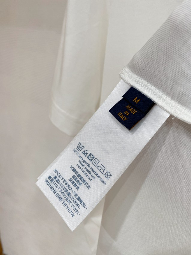 ルイ・ヴィトン Tシャツ n級 2026新作 高再現度 通気 快適な着心地 シンプルデザイン 上質感 丁寧な縫製 高品質 レビュー高リピ率_8