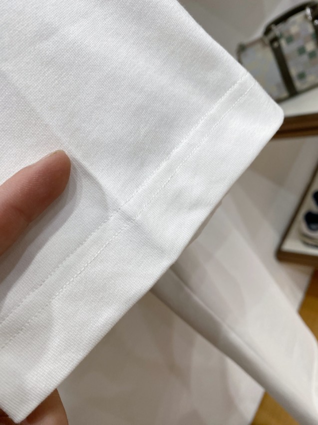 ルイ・ヴィトン Tシャツ n級 2026新作 高再現度 通気 快適な着心地 シンプルデザイン 上質感 丁寧な縫製 高品質 レビュー高リピ率_7