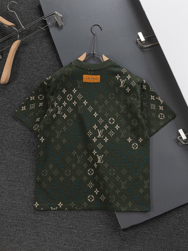 ルイ・ヴィトン モノグラムTシャツ n級 2026新作 高再現度 通気 快適な着心地 上質感 丁寧な縫製 高品質 精密ディテール_2