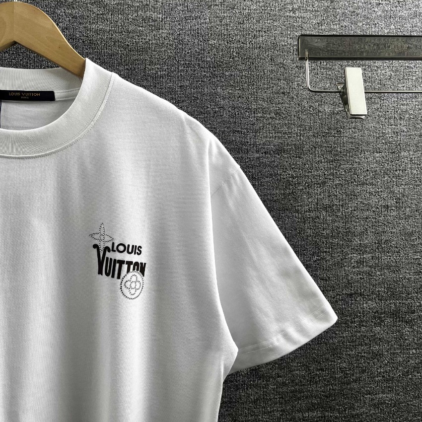 ルイヴィトン 2026新作 半袖Tシャツ コピー 高級レベル仕様 精密ディテール再現 品質管理徹底 安心の日本倉庫 通気 快適な着心地 男女兼用_4