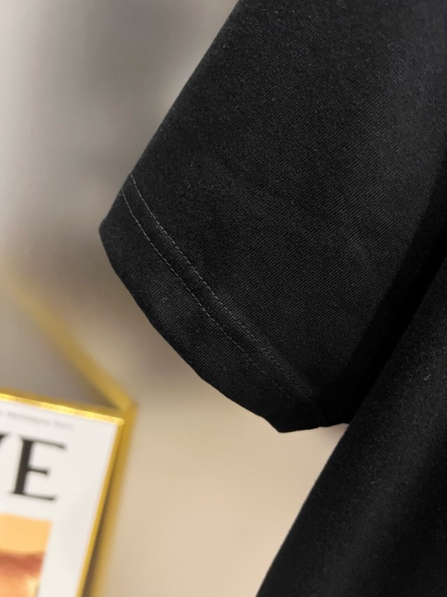 ルイヴィトン 2026新作 半袖Tシャツ n級 高再現度 圧倒的な再現度 精密ディテール 品質管理徹底 安心の日本倉庫 通気 快適な着心地 男女兼用_7