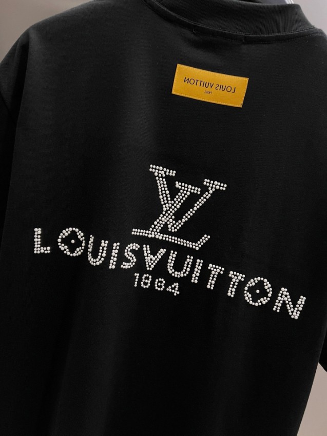 ルイヴィトン 2026新作 半袖Tシャツ n級 高再現度 圧倒的な再現度 精密ディテール 品質管理徹底 安心の日本倉庫 通気 快適な着心地 男女兼用_8