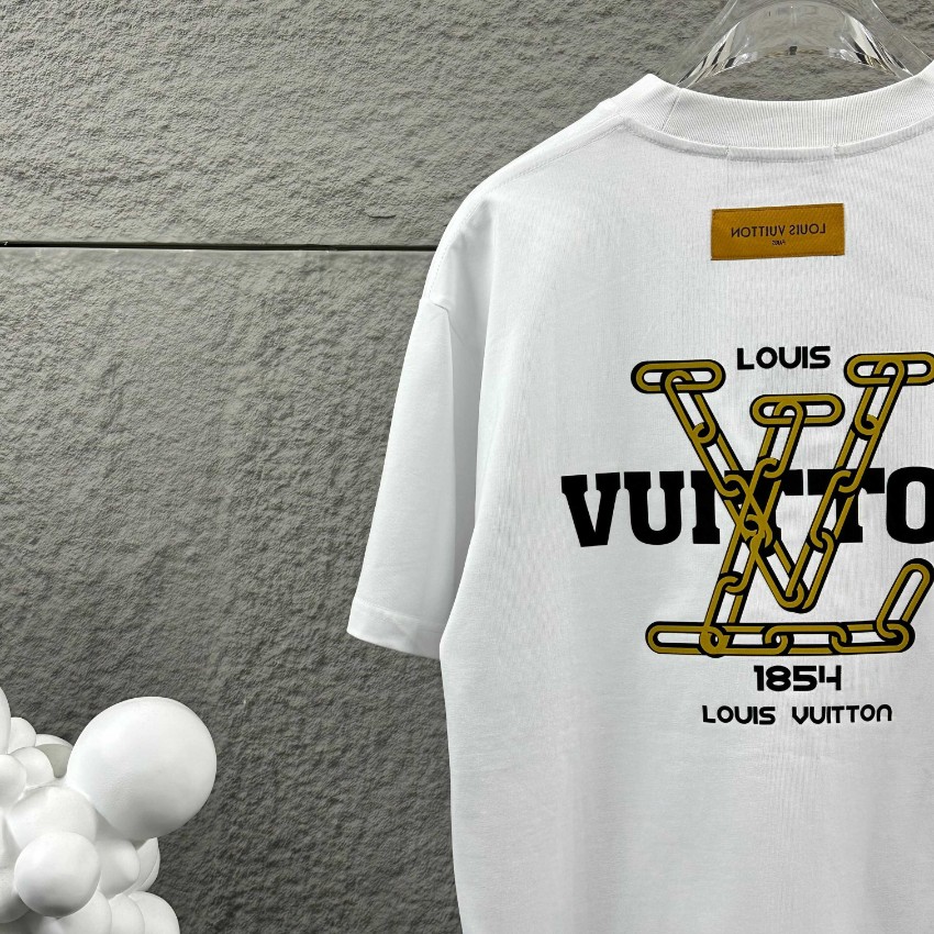 ルイヴィトン 2026新作 半袖Tシャツ コピー 安全通販 高再現度 職人技術再現 品質管理徹底 安心の日本倉庫 追跡可能 通気 快適な着心地 男女兼用_6