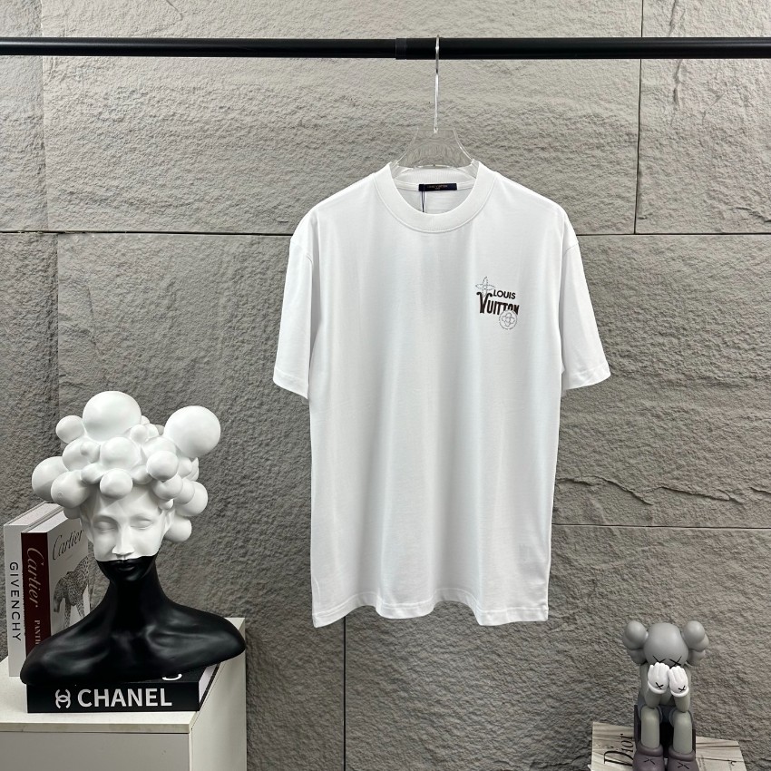 ルイヴィトン 2026新作 半袖Tシャツ 優良サイト 高再現度 高級レベル仕様 精密ディテール 品質管理徹底 安心の日本倉庫 追跡可能 通気 男女兼用_1
