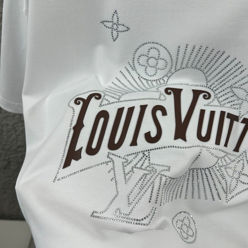 ルイヴィトン 2026新作 半袖Tシャツ 優良サイト 高再現度 高級レベル仕様 精密ディテール 品質管理徹底 安心の日本倉庫 追跡可能 通気 男女兼用_7