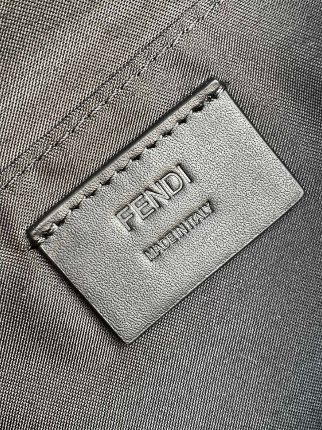 フェンディ 2026新作 ハンドバッグ n級 高再現度 本革使用 精密ディテール 品質管理徹底 安心の日本倉庫 追跡可能 高級感仕上げ_9