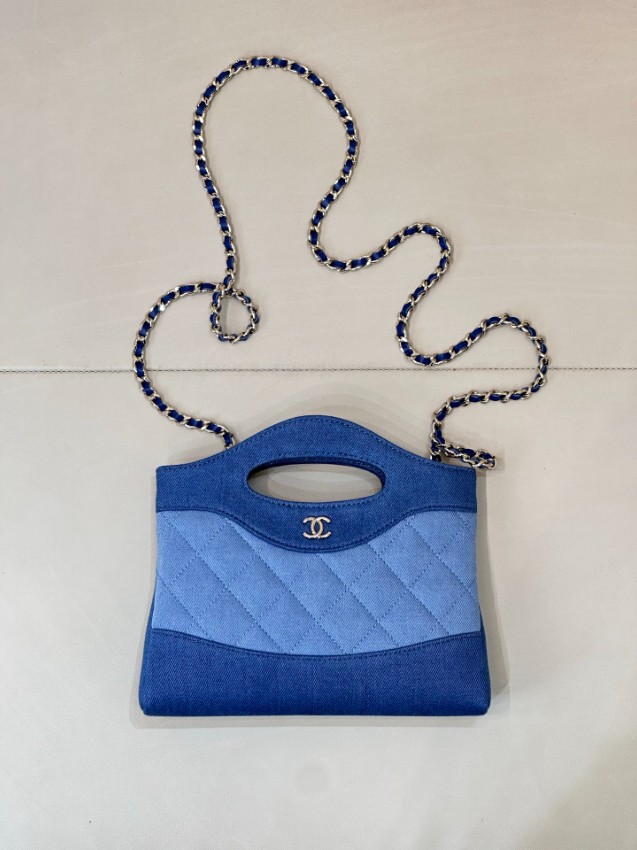 シャネル n級 デニムキルティングミニショルダーバッグ バイカラーデザイン 上品スタイル ブランド代用_1