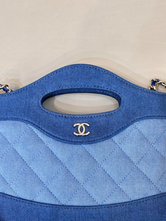 シャネル n級 デニムキルティングミニショルダーバッグ バイカラーデザイン 上品スタイル ブランド代用_6