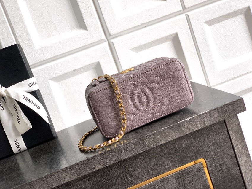 シャネル 本物級コピー キルティングレザーミニバニティバッグ チェーンショルダーデザイン 上質感 上質感_4