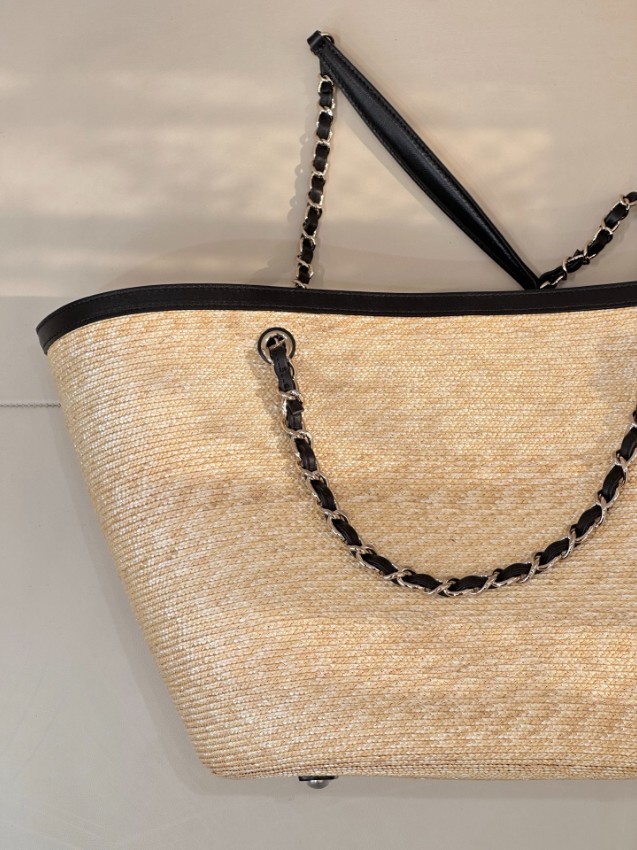 シャネル スーパーコピー ストロートートバッグ チェーンショルダー キルティングフラップ 高級感仕上げ_6