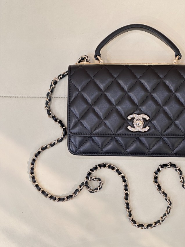 シャネル ブランド コピー キルティングトップハンドルバッグ チェーンショルダー 2WAY仕様 定番_3