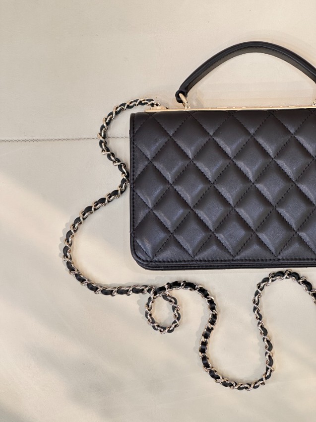 シャネル ブランド コピー キルティングトップハンドルバッグ チェーンショルダー 2WAY仕様 定番_4