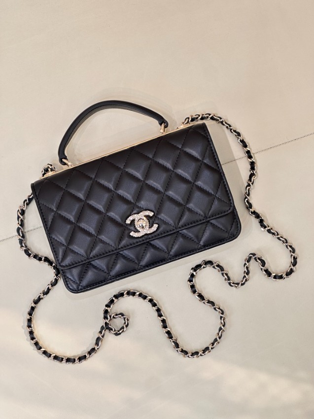 シャネル ブランド コピー キルティングトップハンドルバッグ チェーンショルダー 2WAY仕様 定番_5