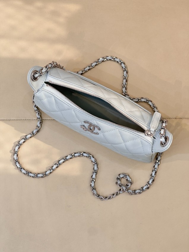 シャネル ブランド コピー キルティングチェーンショルダーバッグ スリムポーチデザイン 上質感_6