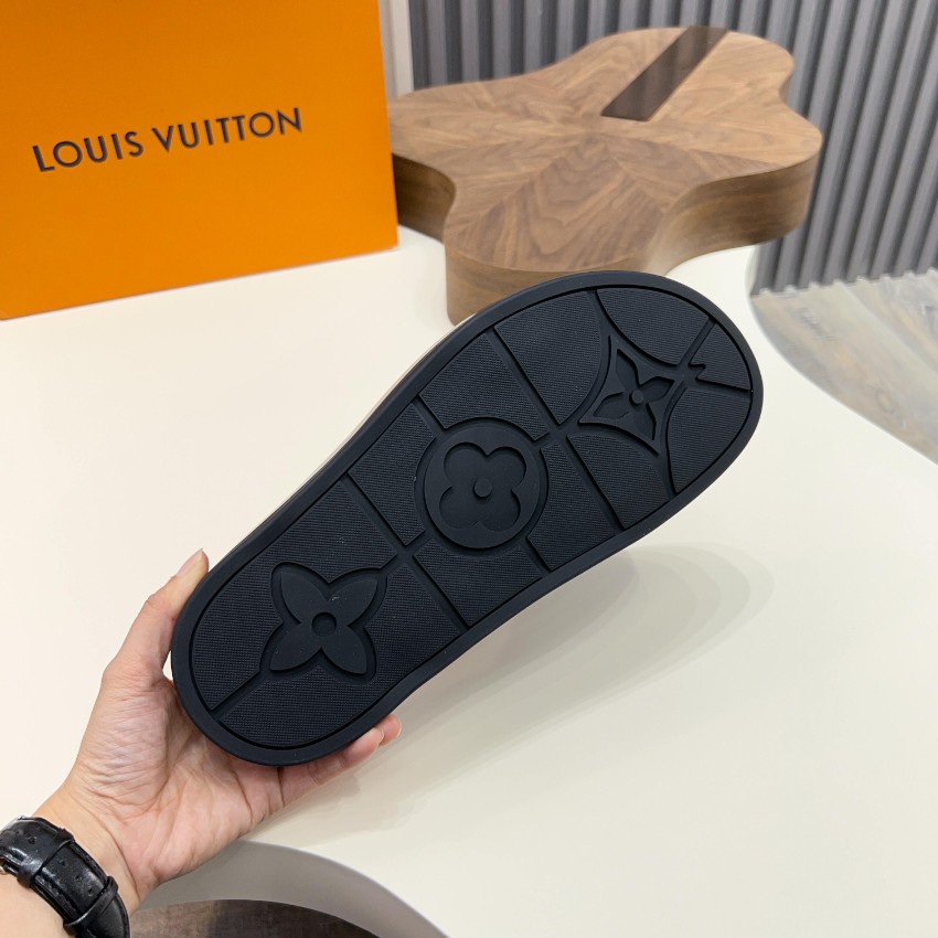 ルイヴィトン スーパーコピー クロスストラップサンダル モノグラム型押し 精密ディテール_7