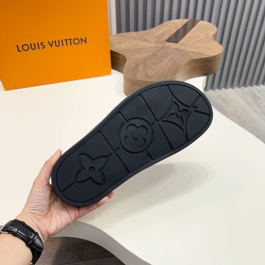 ルイヴィトン ブランド コピー クロスストラップサンダル モノグラム型押し 高品質_7
