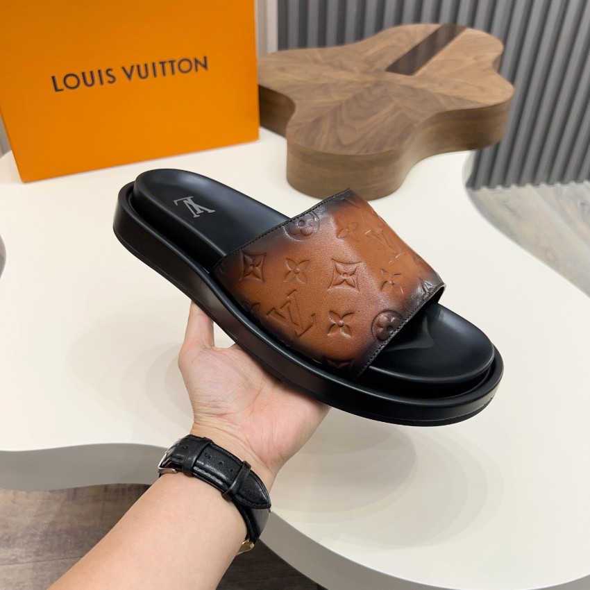 ルイヴィトン n級 モノグラムスライドサンダル グラデーションレザー 本革使用_5