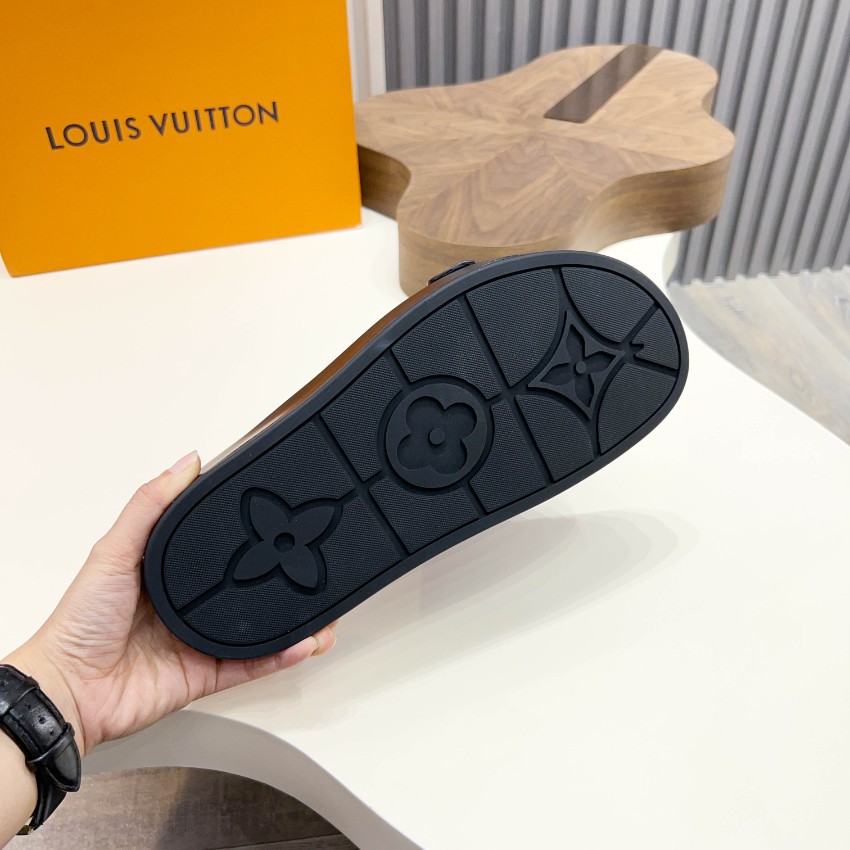 ルイヴィトン ブランド コピー ダブルベルトサンダル モノグラム型押し 数量限定入荷_8