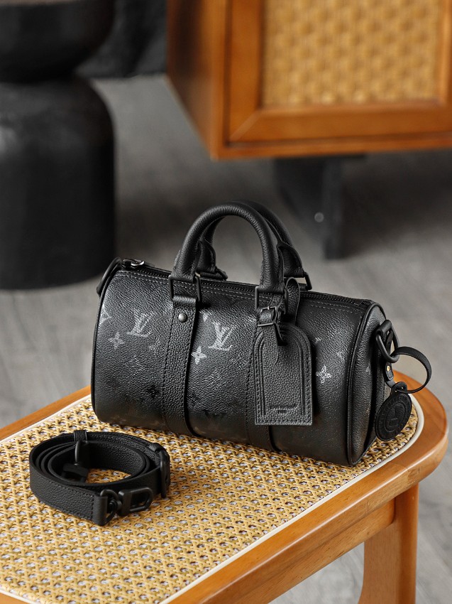 ルイヴィトン スーパーコピー ナノスピーディ ハンドバッグ エンボスレザー 高級感仕上げ_5