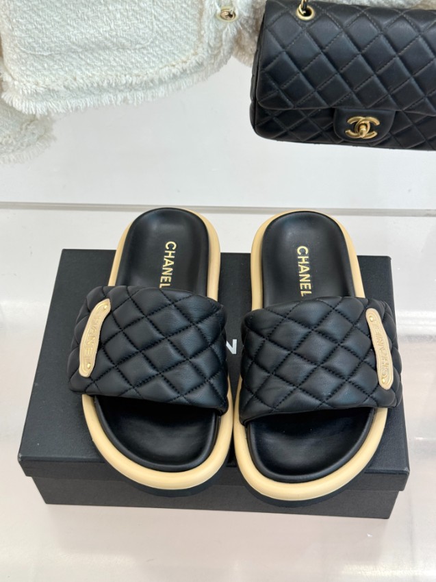シャネル 本物級コピー サンダル キルティングデザイン フラット仕様 精密ディテール 口コミ多数_3