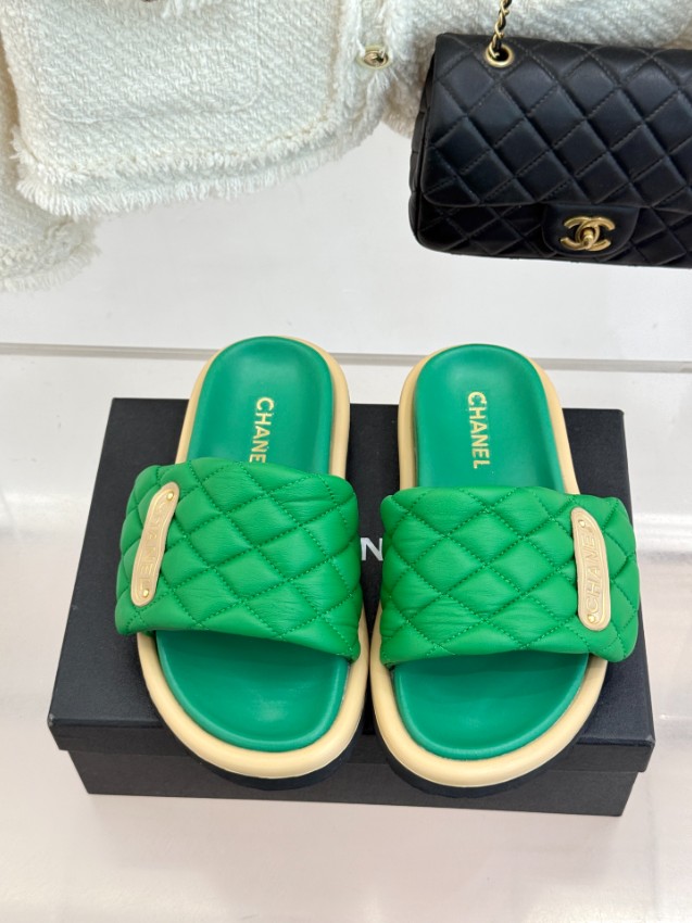 シャネル n級 サンダル キルティングデザイン フラットソール仕様 上質感 満足度高い_3