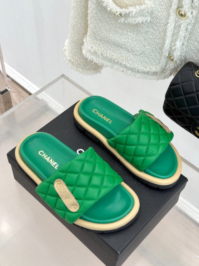 シャネル n級 サンダル キルティングデザイン フラットソール仕様 上質感 満足度高い_2