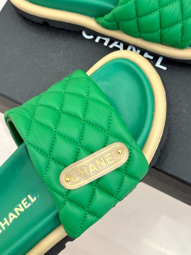 シャネル n級 サンダル キルティングデザイン フラットソール仕様 上質感 満足度高い_5