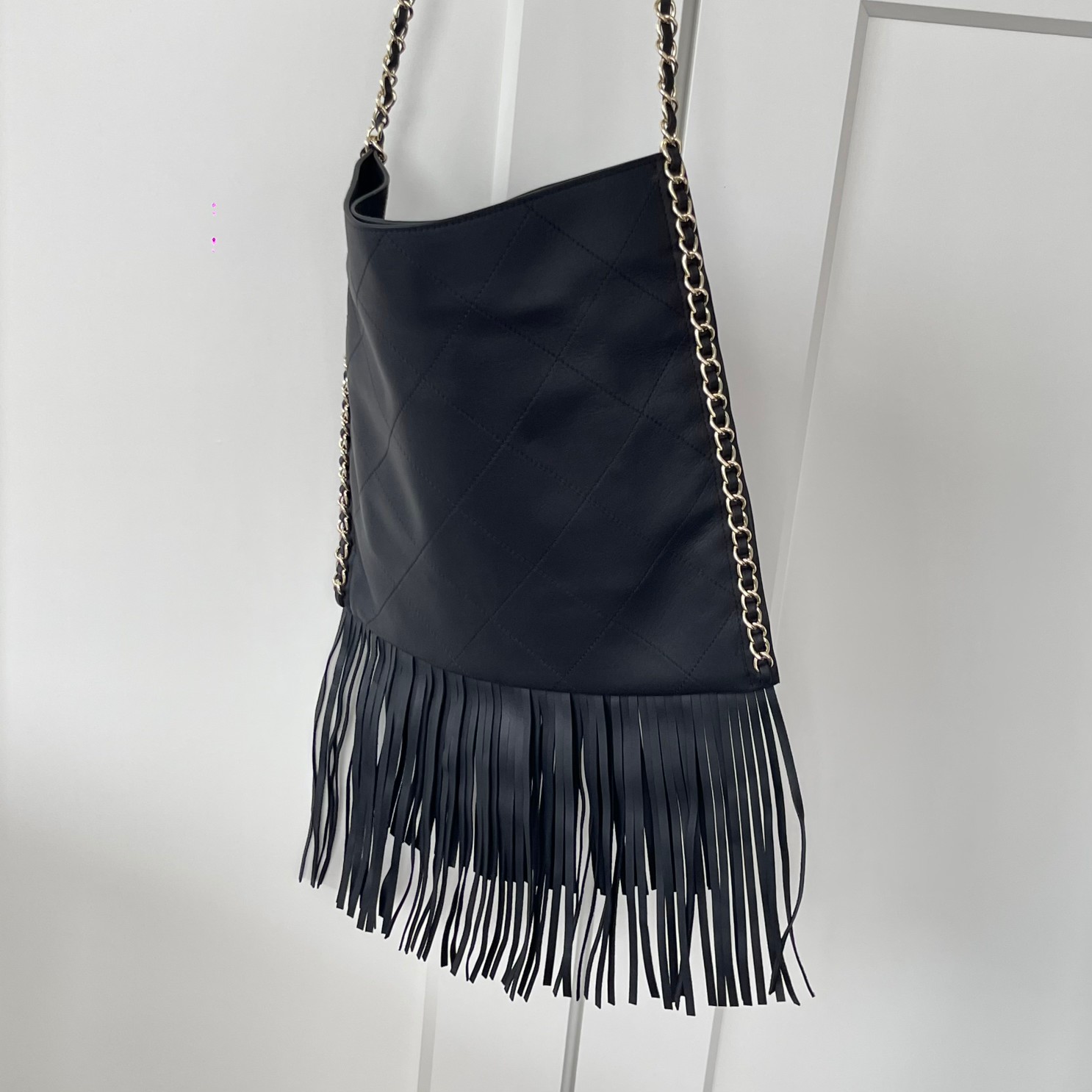 シャネル スーパーコピー フリンジトートバッグ チェーン装飾 キルティングデザイン 精密ディテール 高評価_3