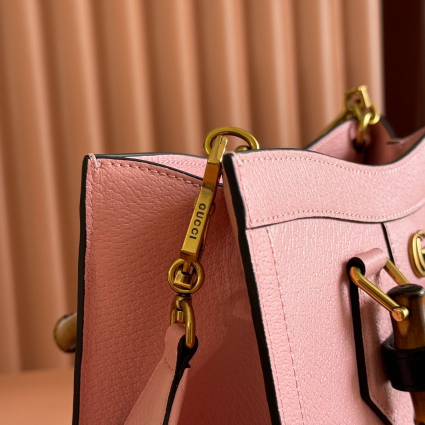 グッチ ブランド コピー トートバッグ バンブーハンドル レザー調デザイン 新作モデル 丁寧な縫製_6