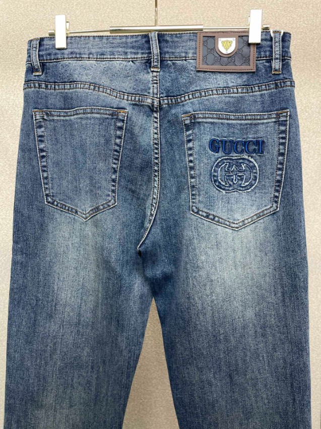 グッチ ハイブランド デニムパンツ スリムストレートシルエット ヴィンテージ加工 快適な着心地 高品質_6
