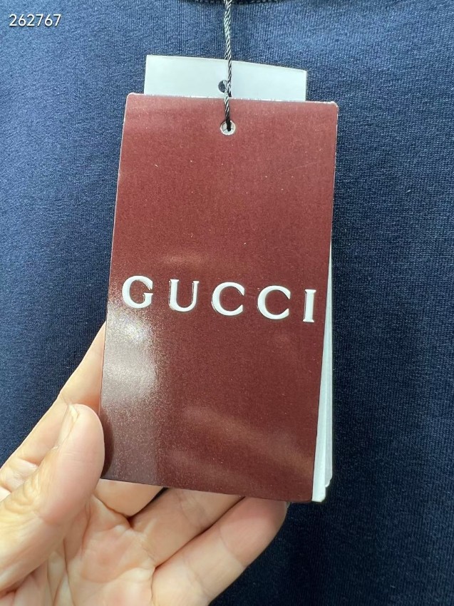 グッチ スーパーコピー Tシャツ ミニGGロゴ刺繍 クルーネックシンプル設計 男女兼用 高品質_7