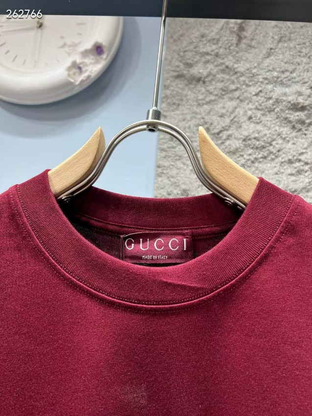 グッチ ブランド コピー Tシャツ ミニGGロゴ刺繍 クルーネックシンプル設計 夏服 高品質_1