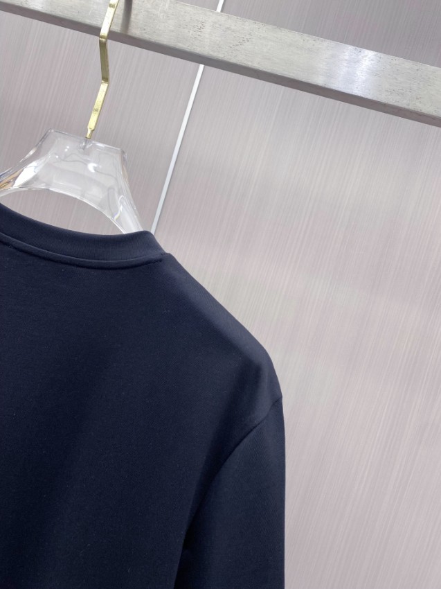 グッチ n級 Tシャツ ビッグロゴプリント クルーネックシンプル設計 通気性抜群 高品質モデル_5