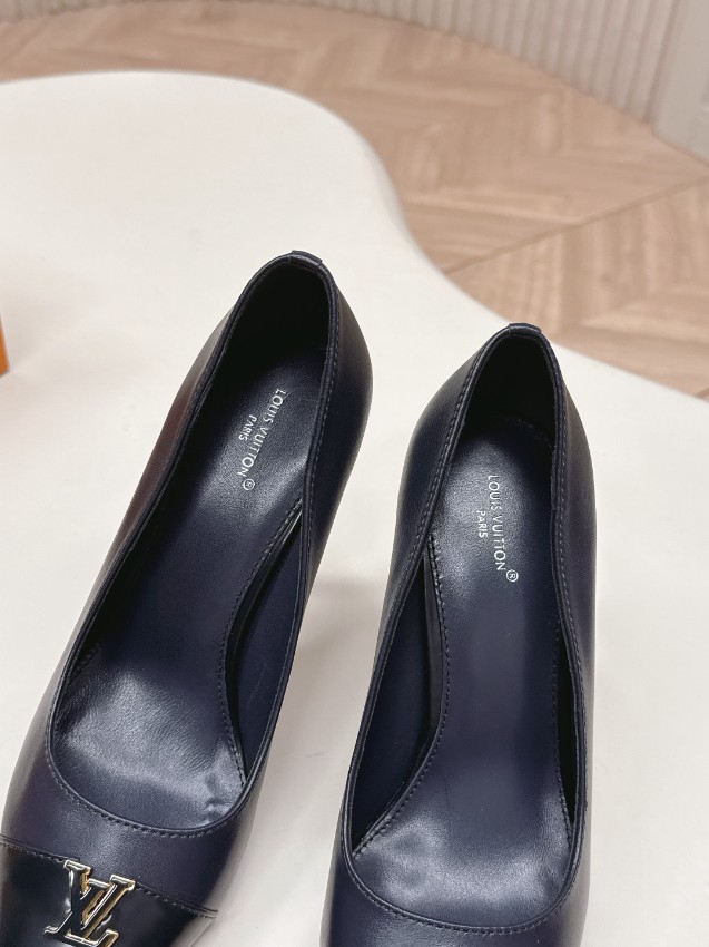 ルイヴィトン ハイブランド パンプス ポインテッドトゥ レザー仕上げ エレガント設計 定番_5