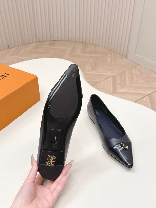 ルイヴィトン ハイブランド フラットパンプス ポインテッドトゥ レザー仕上げ ミニマル設計 安心サイト_5