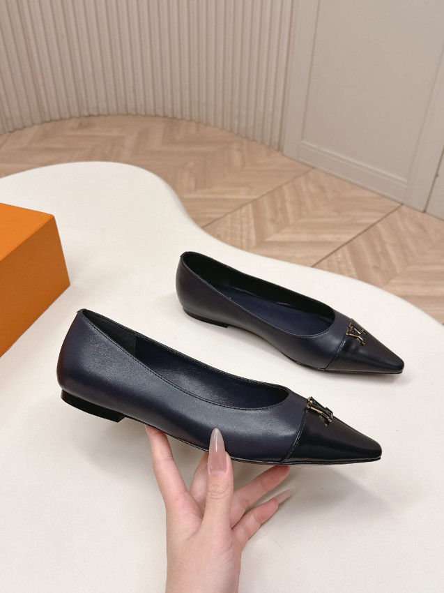 ルイヴィトン ハイブランド フラットパンプス ポインテッドトゥ レザー仕上げ ミニマル設計 安心サイト_4