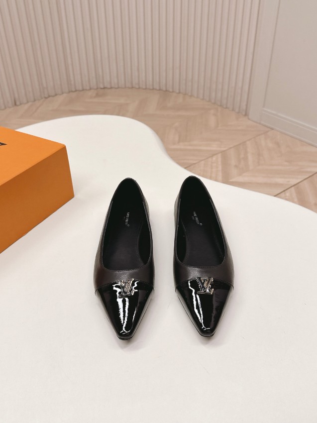 ルイヴィトン 格安 フラットパンプス ポインテッドトゥ エナメル切替 軽量設計 実店舗運営_2