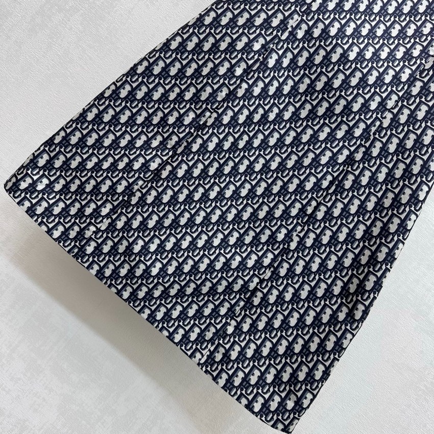 ディオール ハイブランド ノースリーブワンピース 総柄ロゴデザイン フレアシルエット 精密ディテール_6