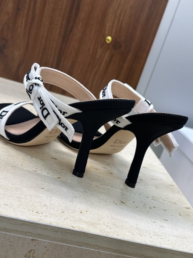 ディオール n級 ロゴストラップヒールサンダル バイカラーデザイン 新作_8