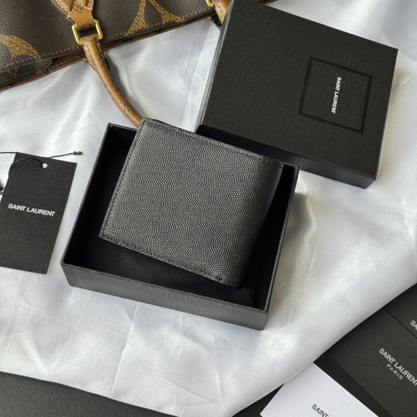 サンローラン ハイブランド 二つ折りウォレット グレインレザー コンパクト設計 精密ディテール_2