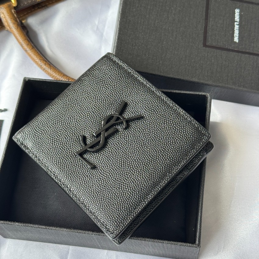 サンローラン ハイブランド 二つ折りウォレット グレインレザー コンパクト設計 精密ディテール_5